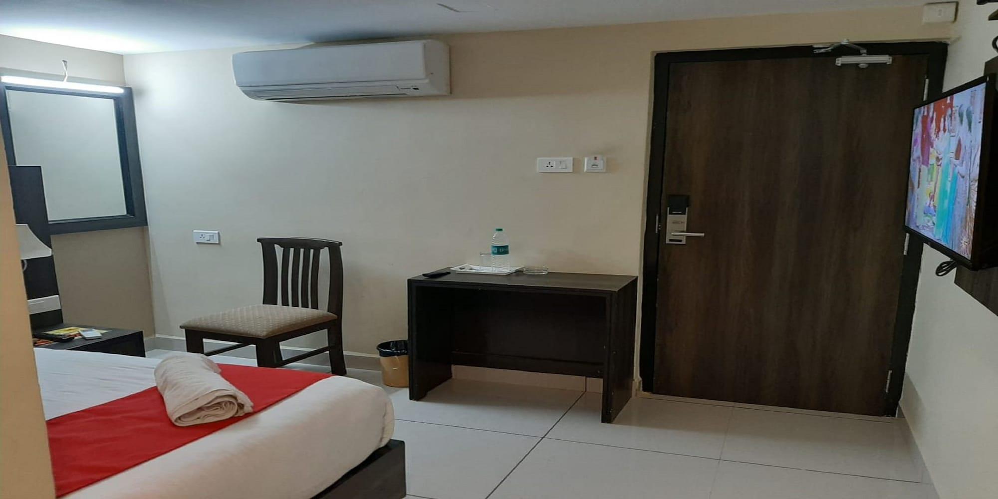 Plaza Hotel Trichy Tiruchirappalli Extérieur photo