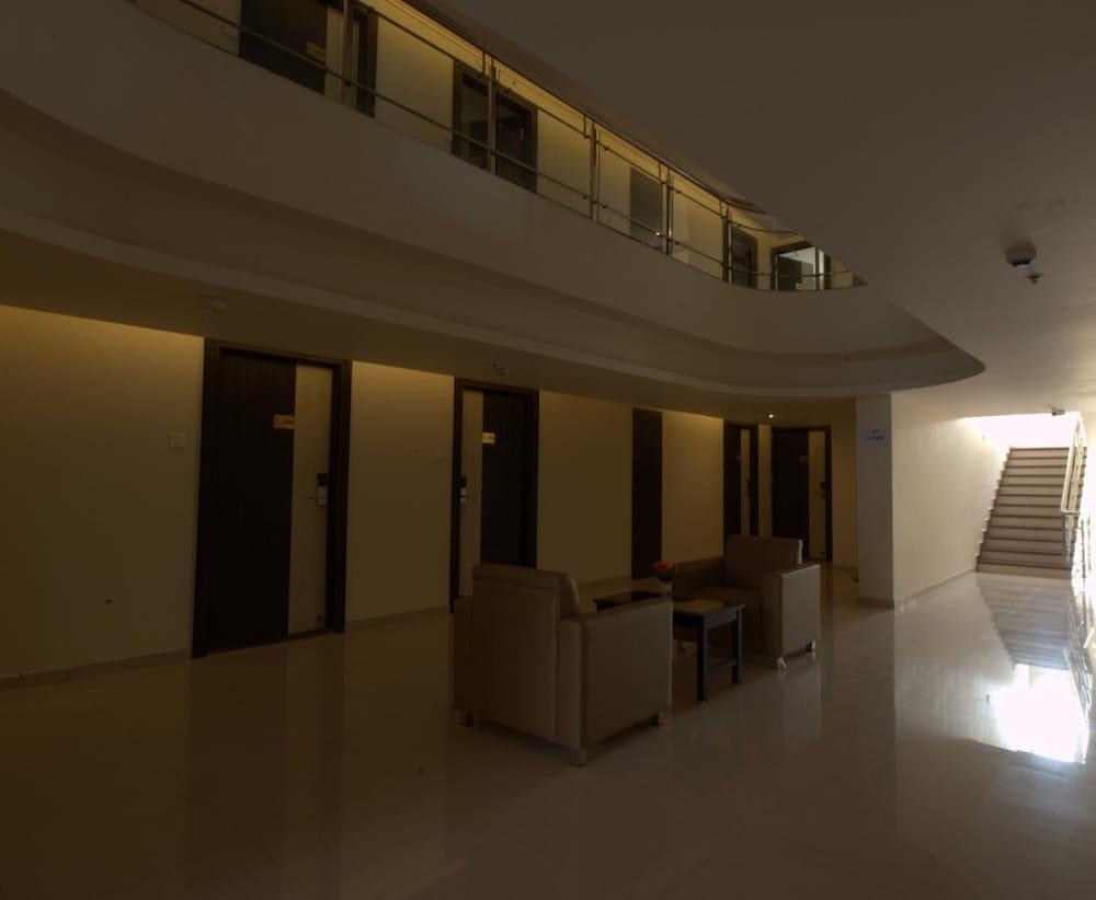 Plaza Hotel Trichy Tiruchirappalli Extérieur photo
