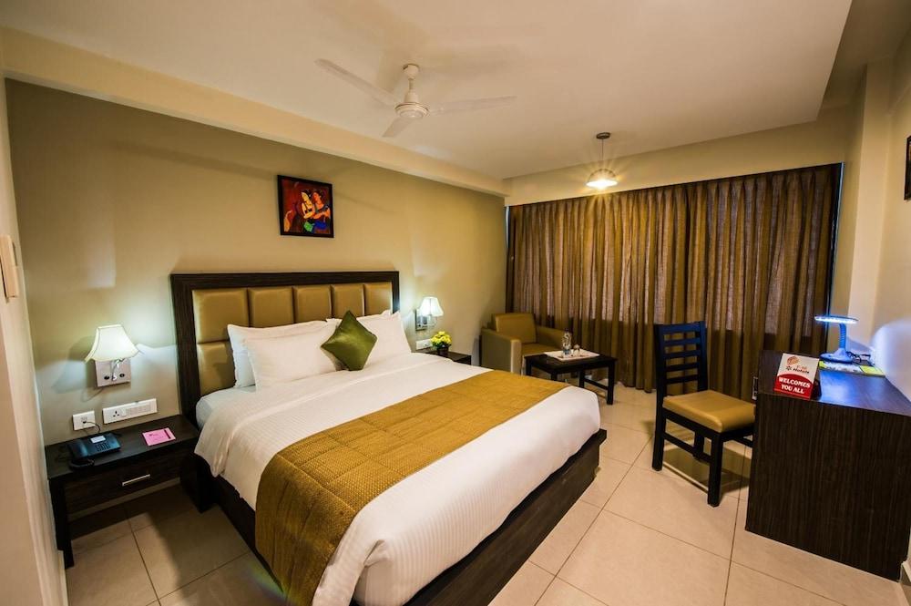 Plaza Hotel Trichy Tiruchirappalli Extérieur photo