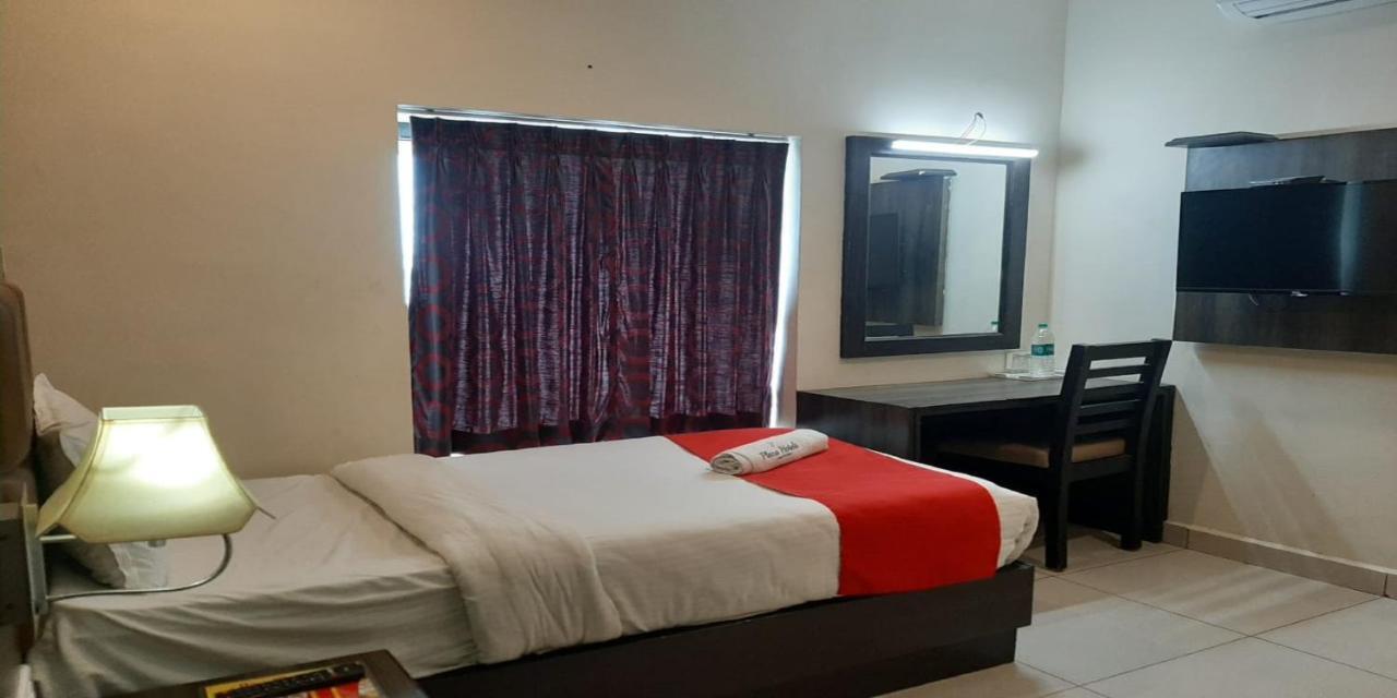 Plaza Hotel Trichy Tiruchirappalli Extérieur photo